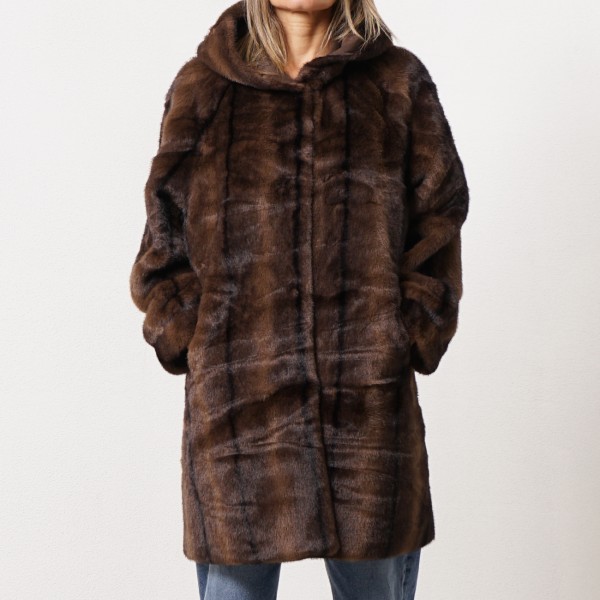 mink fur coat (synthetic)