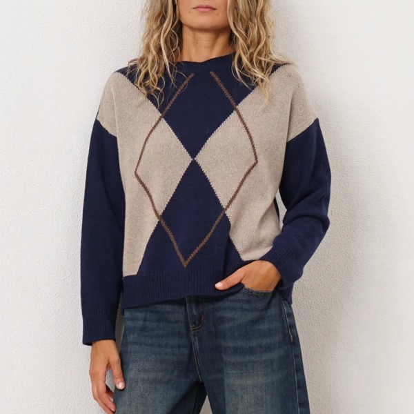 Premium diamond knit sweater