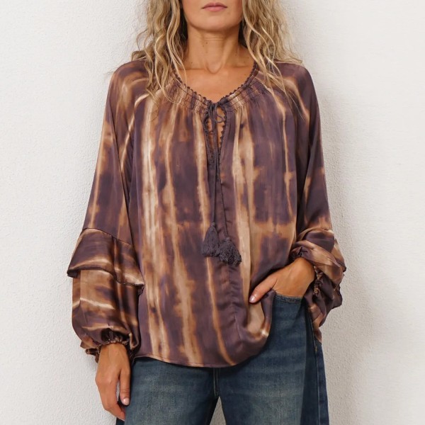 Crepe blouse with ruffles
