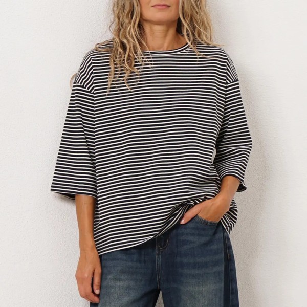 Oversized striped t-shirt