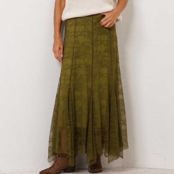 Lace skirt with lining
