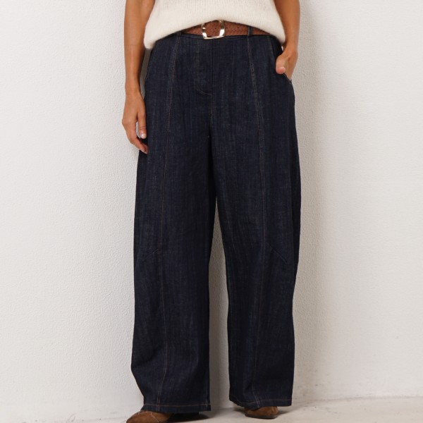 Wide-leg jeans