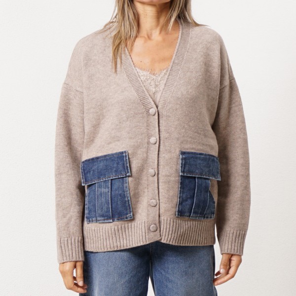 Knitted jacket with denim appliqué