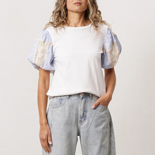 T-shirt with cotton and elastane fabric appliqués