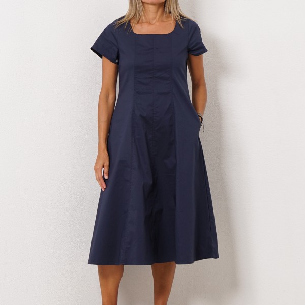 Poplin dress with flared hem and elastane
