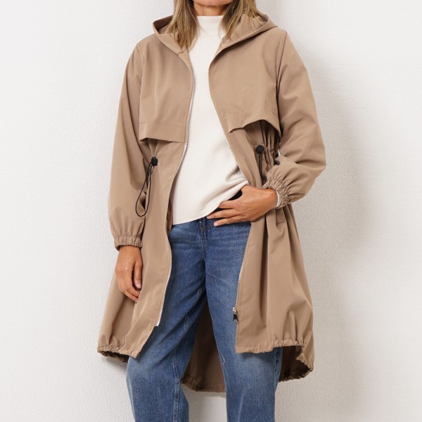 Parka with hood (adjustable ties)