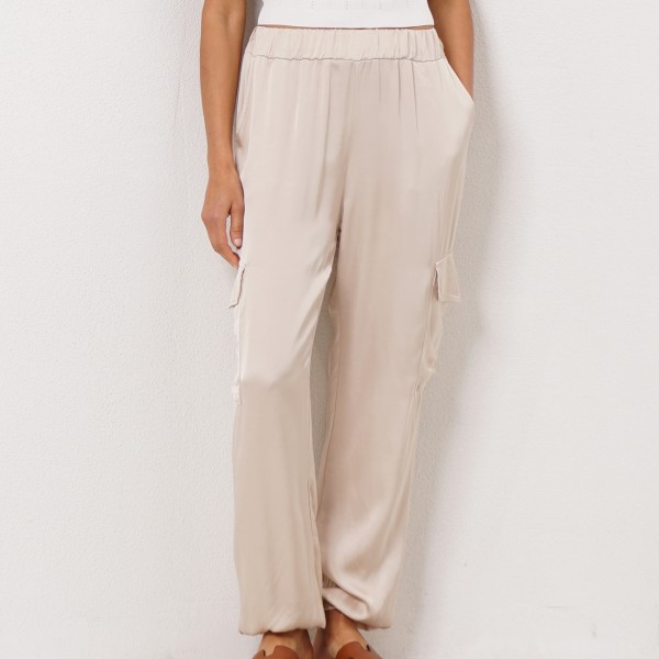 satin pants with / pockets