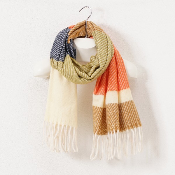 scarf with fringes (soft touch)