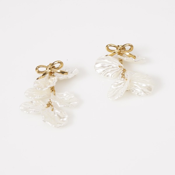 Stainless steel mother of pearl earrings (surgical steel) nickel free