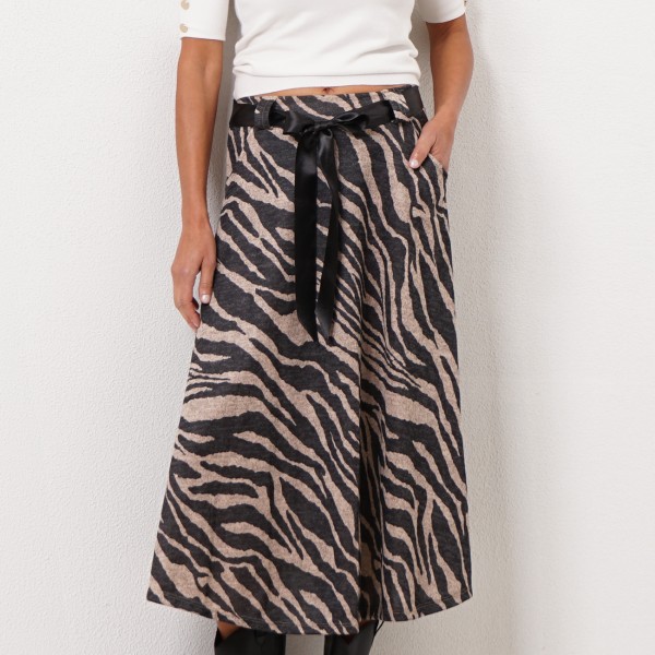 meter knit skirt in flared fabric with elastane