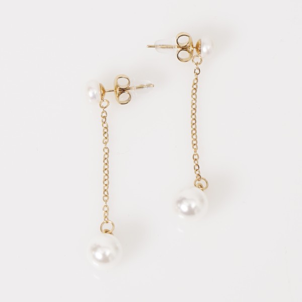 Stainless steel earrings with mother-of-pearl