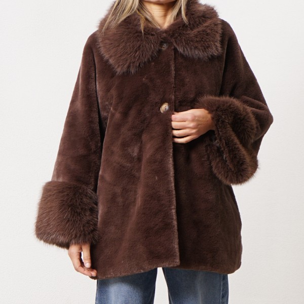 Fur coat in godet style