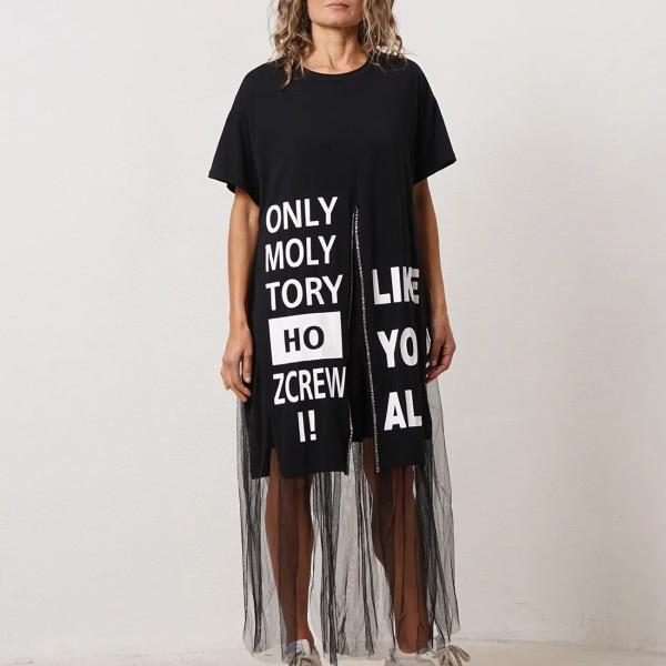 Short-sleeved dress with asymmetrical design and print