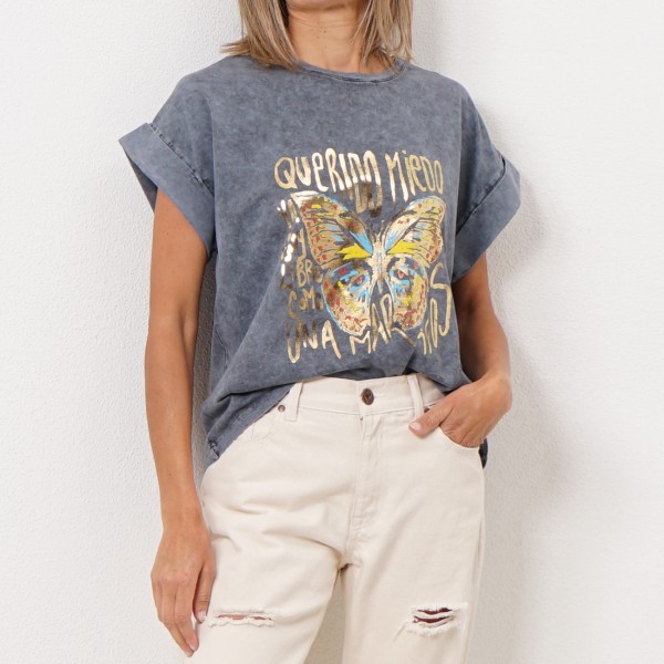 vintage t shirt with print