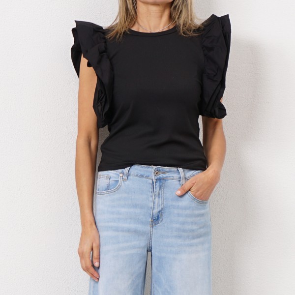ribbed tshirt c/ ruffles