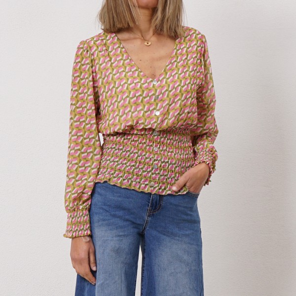 blouse with/elastic cuffs
