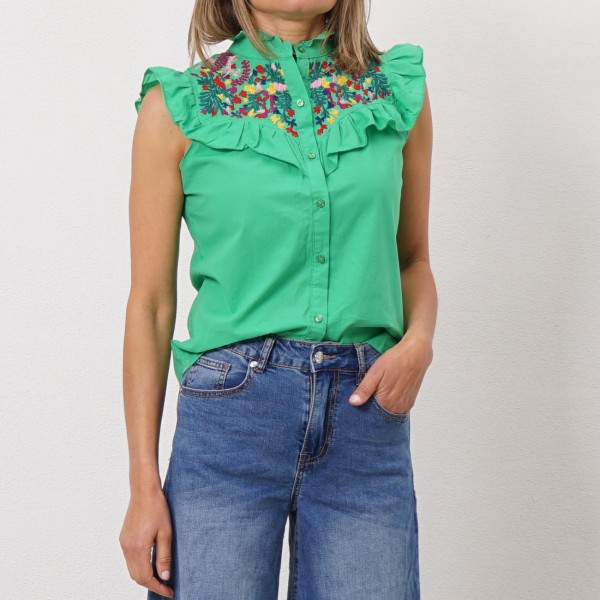 embroidered blouse w/ poplin ruffles