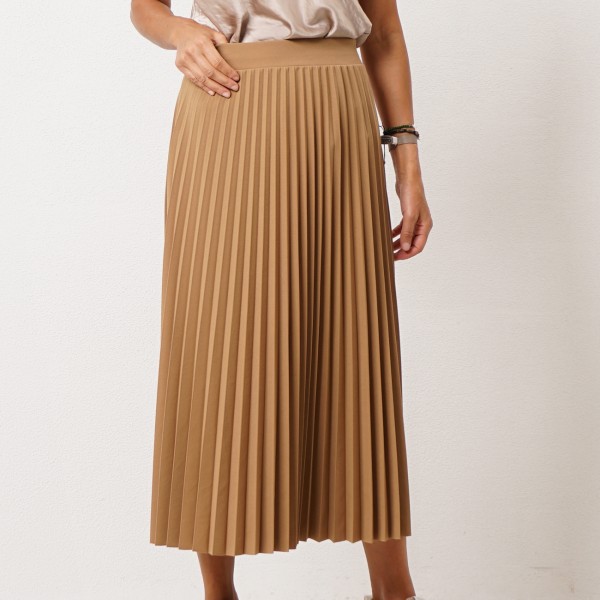 Pleated skirt