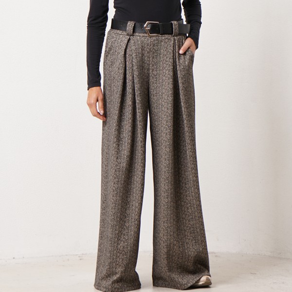 wide-leg trousers in a knit fabric