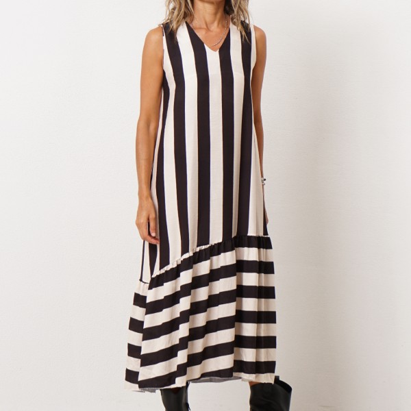 vestido evasé em crepe