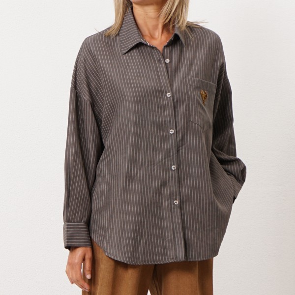 blusa de riscas c/ bordado