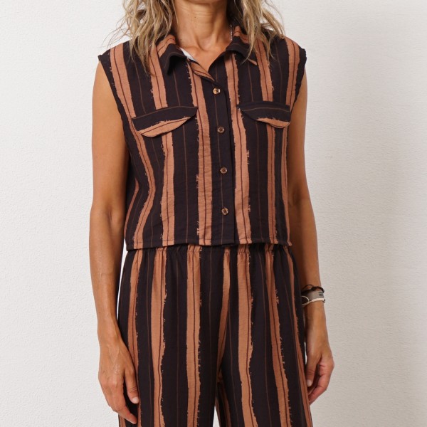 blusa c/ bolsos em creoe