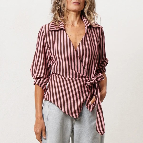 blusa em crepe traçada