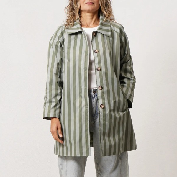 parka de riscas impermeável