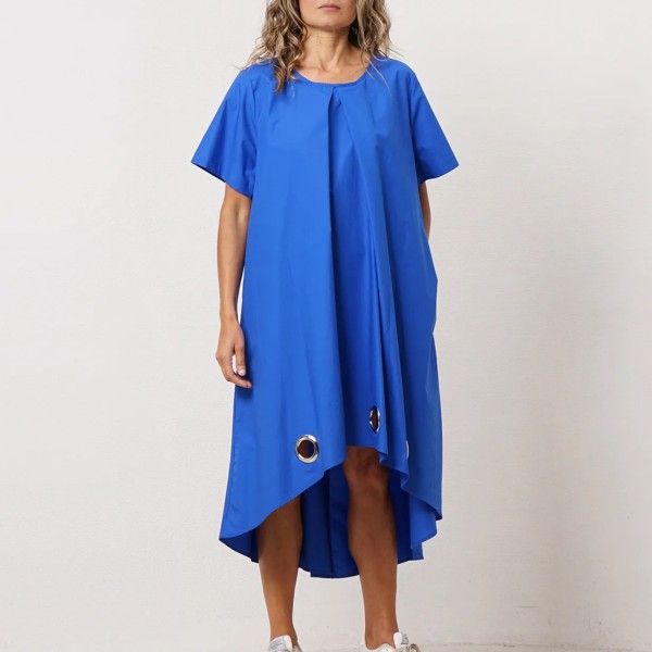 vestido de popelina evasê