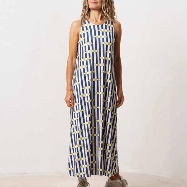 vestido de riscas em malha fria
