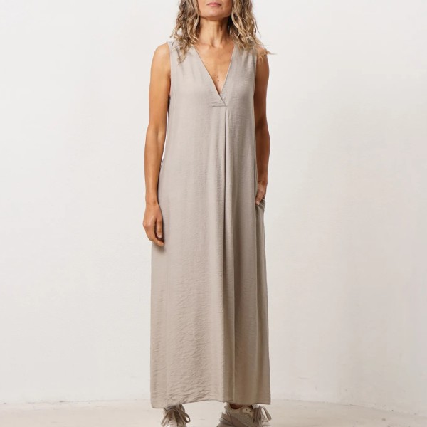vestido c/ macho em crepe