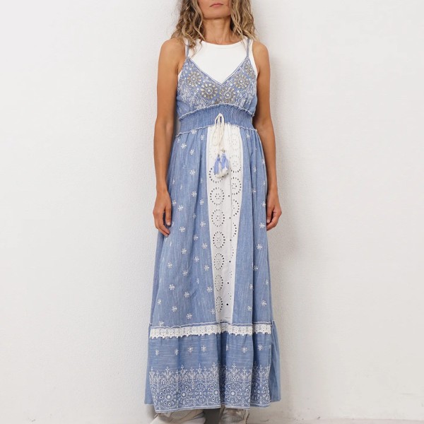 vestido de alças bordado c/ aplicação de missangas