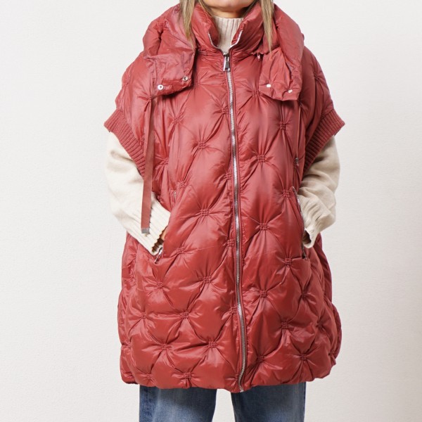 colete de penas oversize c/ capuz