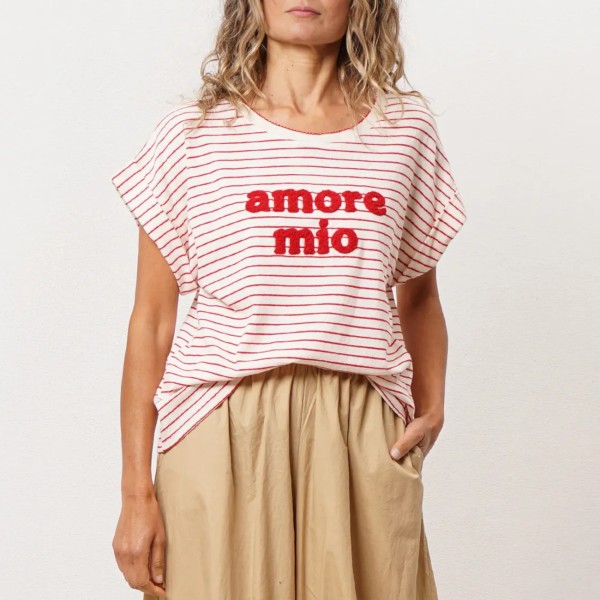 tshirt em algodão c/ elastano (rapport) bordado relevo