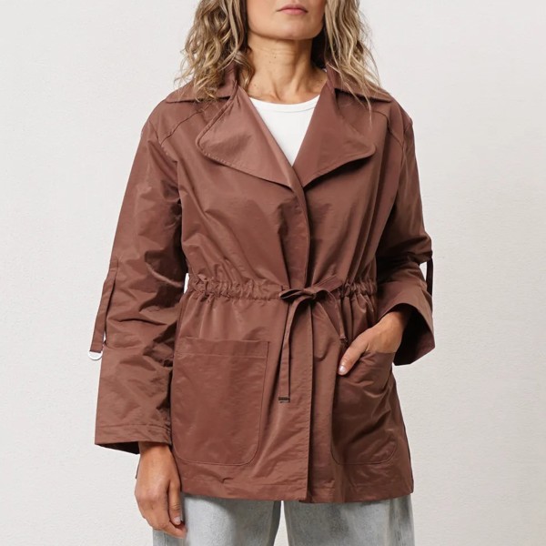 parka c/ franzido na cintura