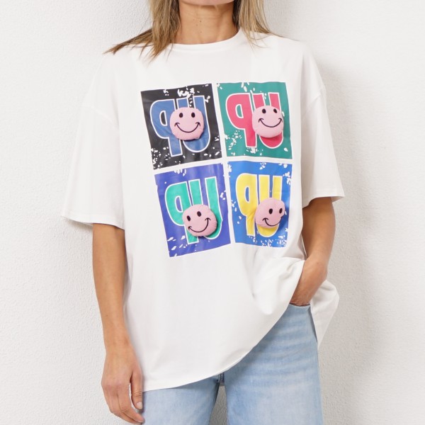 tshirt oversize c/ estampa e aplicações (premium)
