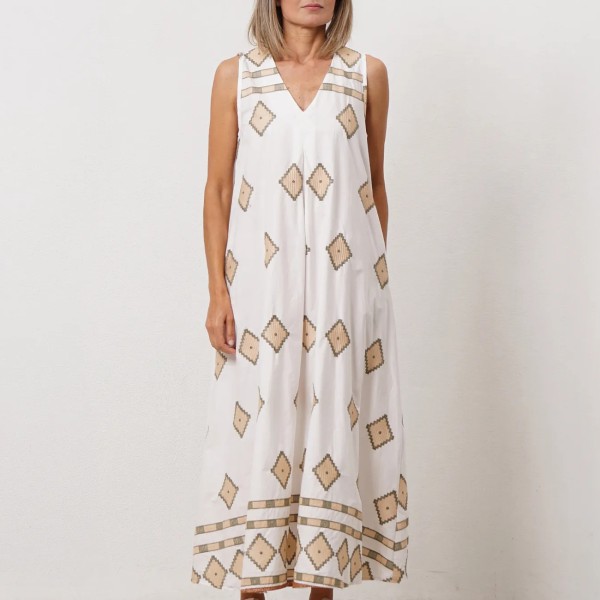 vestido bordado em popelina