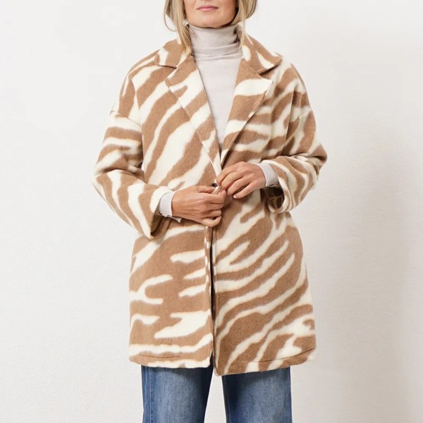 casaco de fazenda animal print