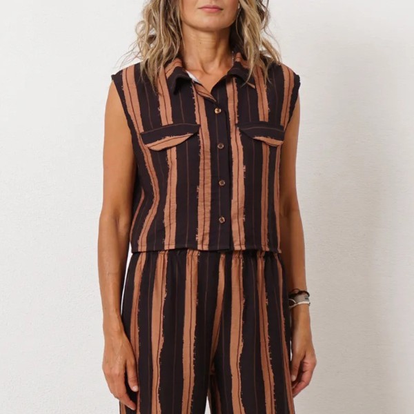 blusa c/ bolsos em creoe