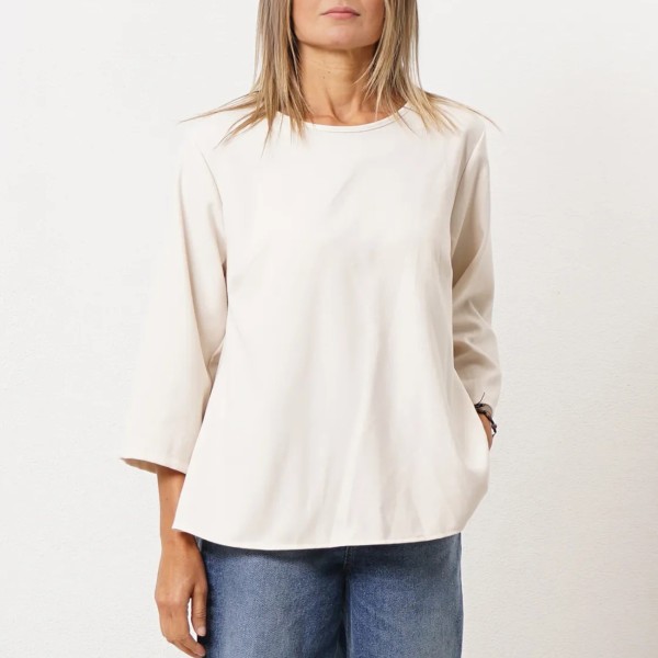 blusa c/ franzidos (costas)