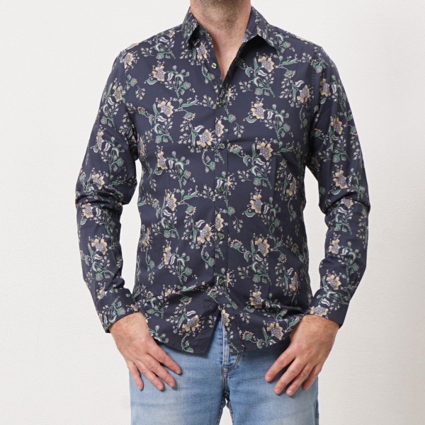 camisa de flores c/ elastano