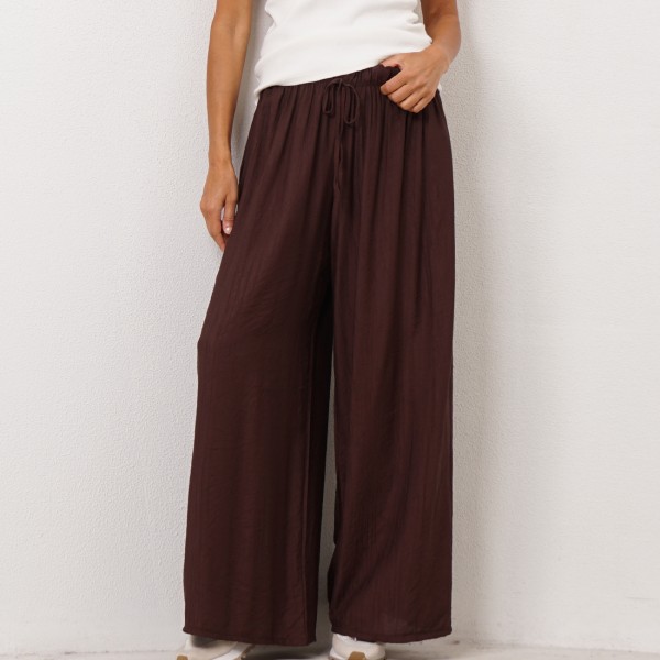 calça pata de elefante c/ cós elástico e ajuste c/ atilho (tecido bambu)