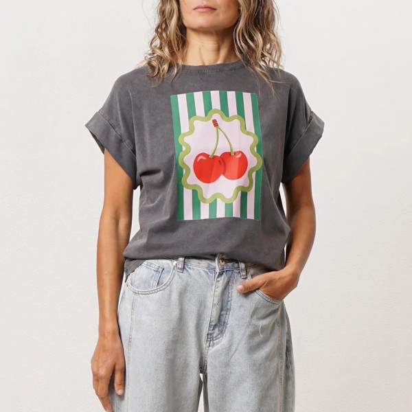 tshirt vintage em algodão c/ elastano + estampa