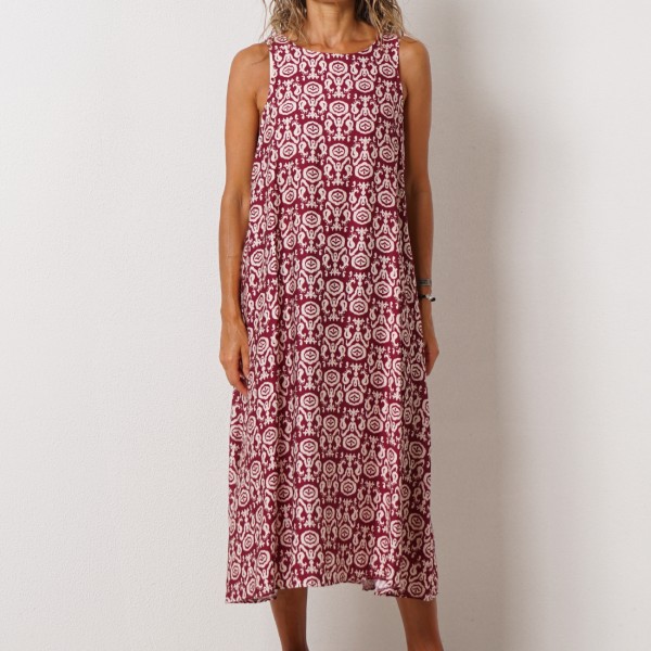 vestido evasé em crepe