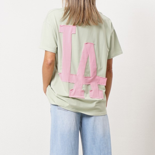 tshirt c/ aplicações (premium)