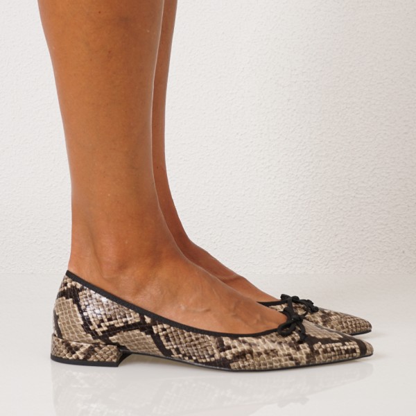 mule (animal print)