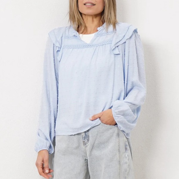 blusa em crepe bordada c/ folhos