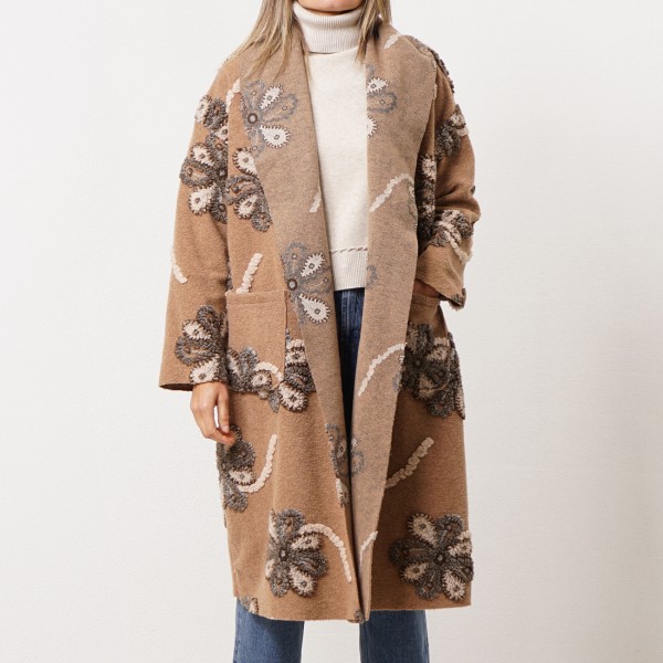 casaco oversize c/ relevos