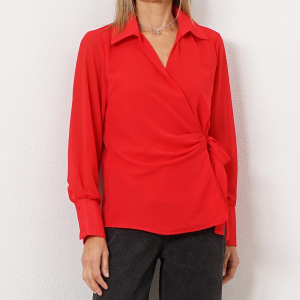 blusa em crepe c/ folhos