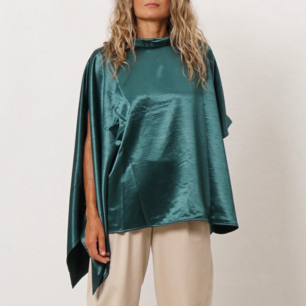 blusa acetinada assimétrica